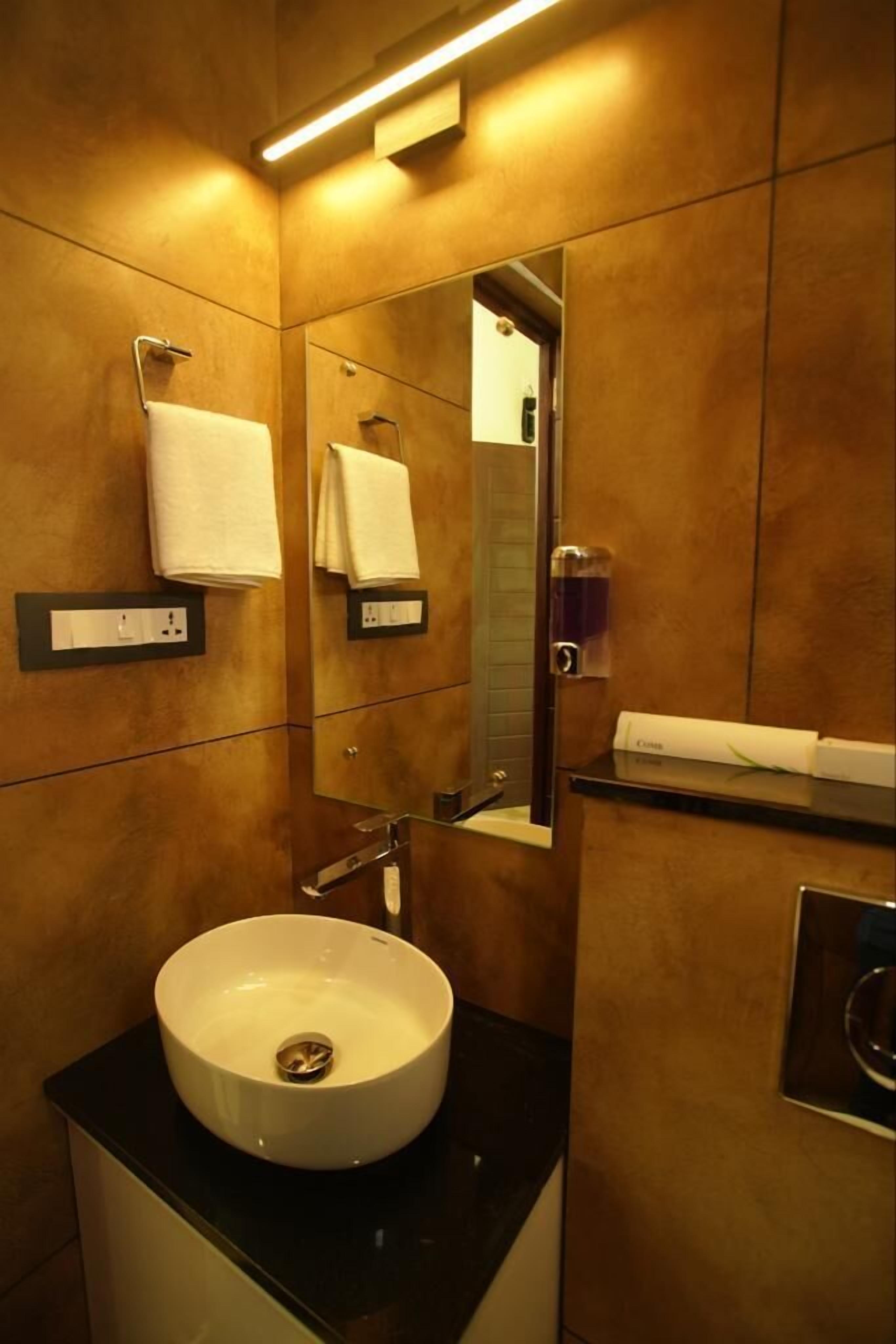 Bathrobes, bidet