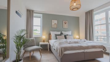 2 dormitoris, planxa i posts de planxar, wifi i roba de llit