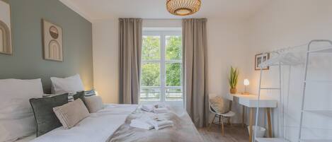 2 間睡房、熨斗/熨衫板、Wi-Fi、床單