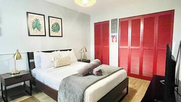 1 habitación, tabla de planchar con plancha y wifi gratis