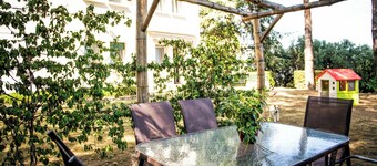 Romantic refuge nestled in the greenery of the Euganean Hills Natural Park.