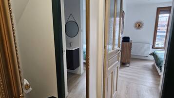 2 chambres, Wi-Fi gratuit, draps fournis