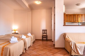 1 bedroom, WiFi, bed sheets