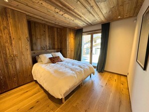 5 chambres, accès au Wi-Fi (inclus)