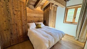 5 bedrooms, free WiFi