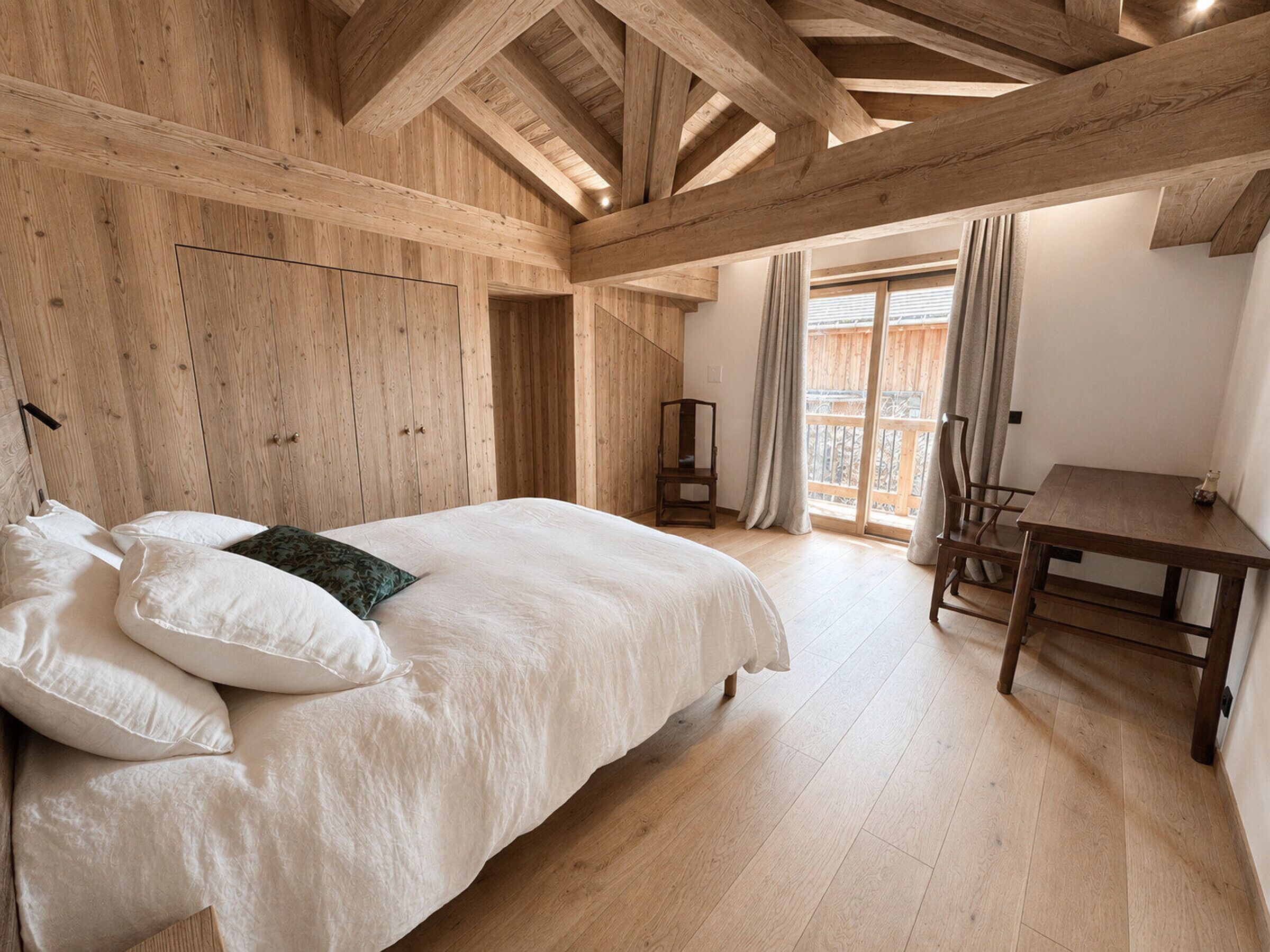 5 habitaciones y wifi gratis 