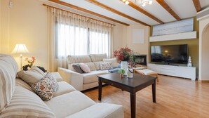 Fireplace - Mountain Beautiful by Fidalsa (Busot)