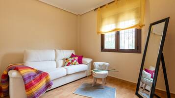 3 bedrooms, free cots/infant beds, bed sheets