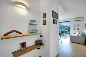 Televisión de 21 pulgadas con canales por cable