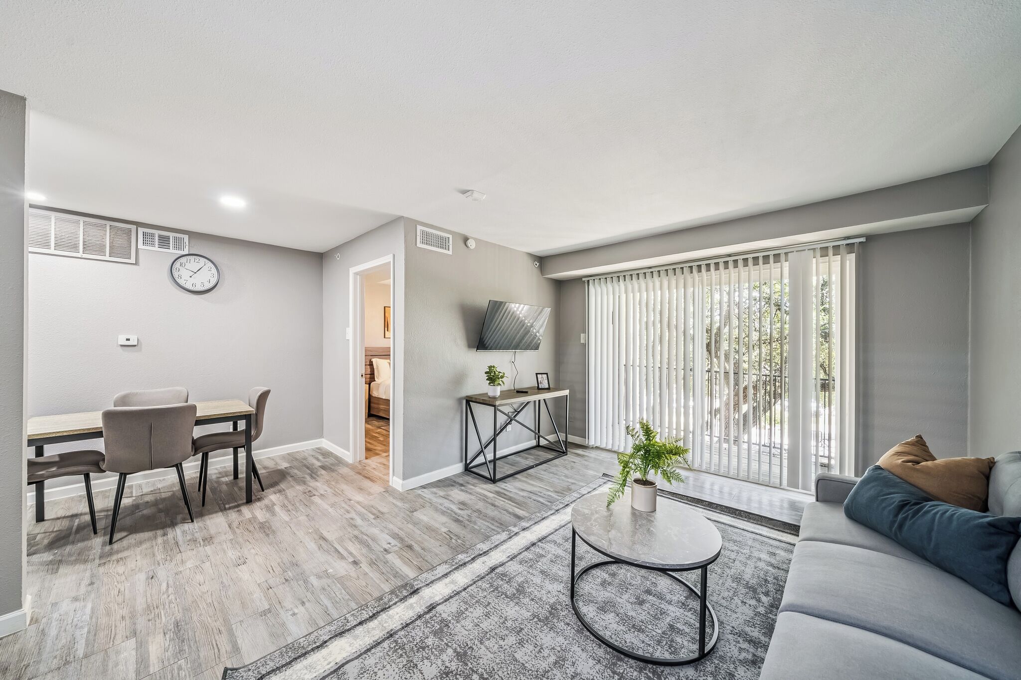 Convenient Midterm Housing Option - Dallas, TX