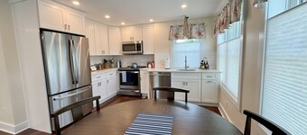 Harbor House on Main – Historic 5BR Retreat Near Downtown Mystic