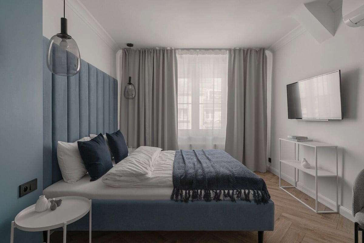 Standard Apartment | Iron/ironing board, free WiFi, individually decorated, bed sheets