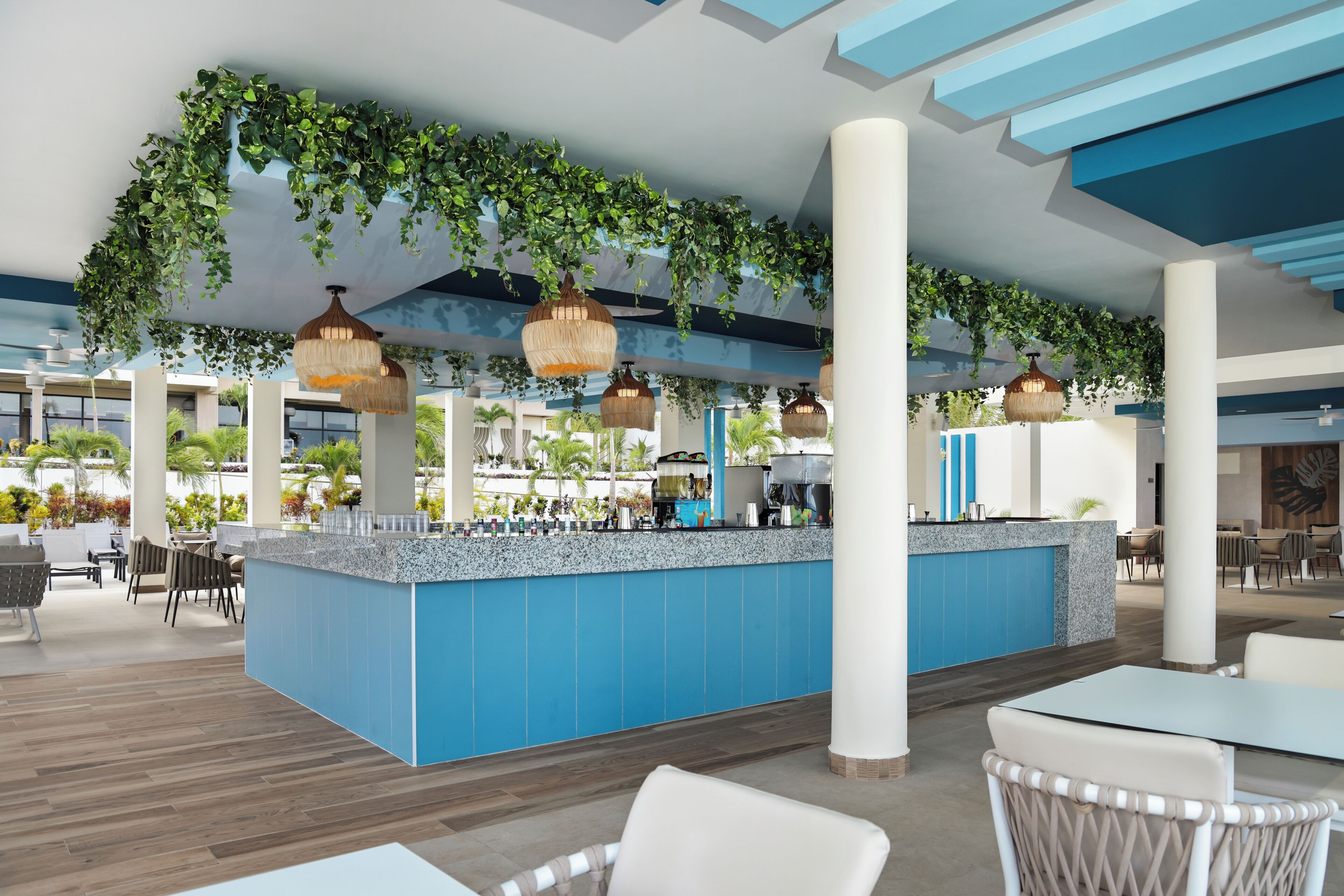 Poolbar