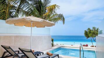 Free minibar, in-room safe, iron/ironing board, free WiFi