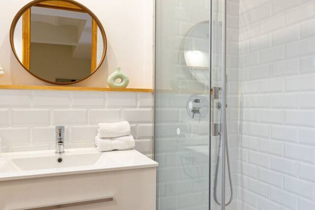 Hair dryer, towels, shampoo