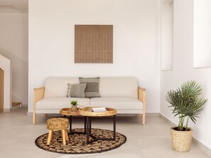 Studio Suite | Living area