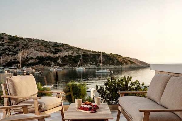 Studio Suite | Balcony view