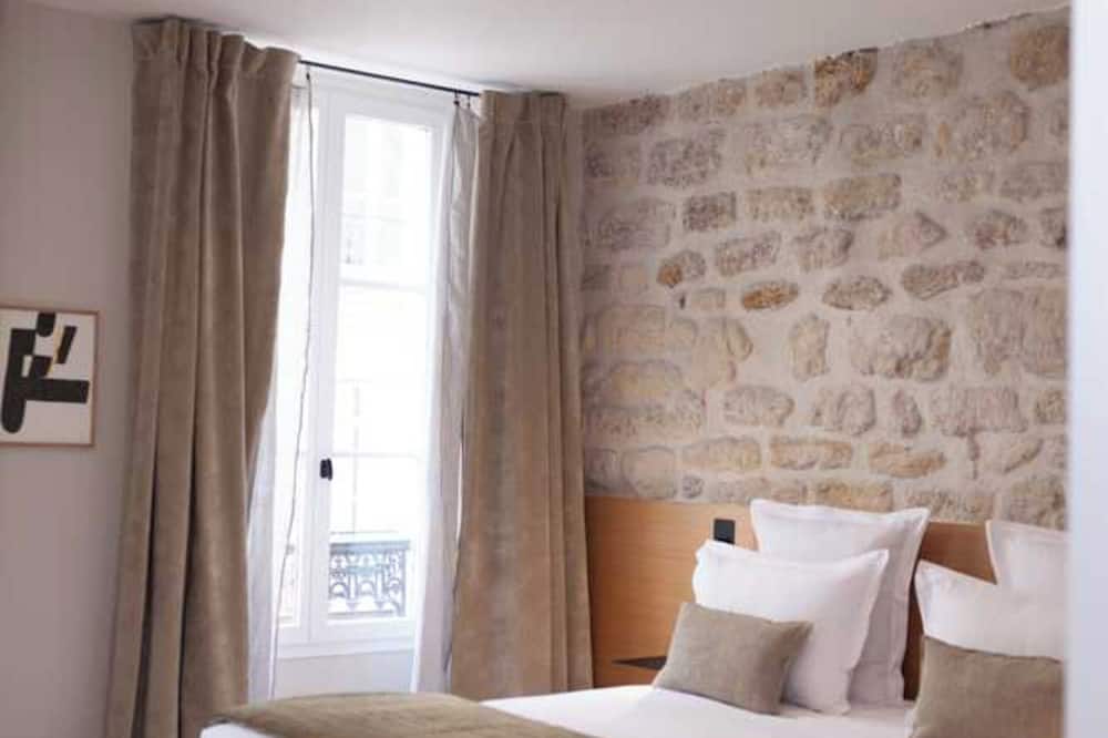 Hotel Tinah: Elegance and Comfort Near the Champs-elysees