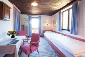 Chambre Double, balcon, vue lac | Wi-Fi gratuit