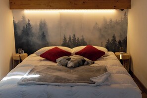 2 dormitorios, tabla de planchar con plancha, wifi gratis y ropa de cama