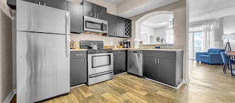 2-Bed/2-Bath Tampa Apartment: Comfort Meets Convenience for Corporate Travelers