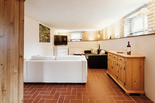 Apartment 'Zuflucht' mit gemeinsamer Terrasse und WLAN