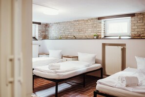3 bedrooms, WiFi