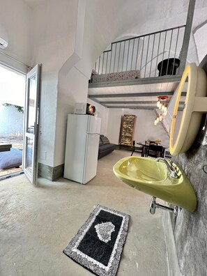 House | 1 bedroom - Lu Parmientu With 1 Bedrooms and 1 Bathrooms (Aradeo)