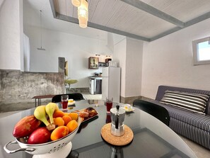 1 bedroom - Lu Parmientu With 1 Bedrooms and 1 Bathrooms (Aradeo)