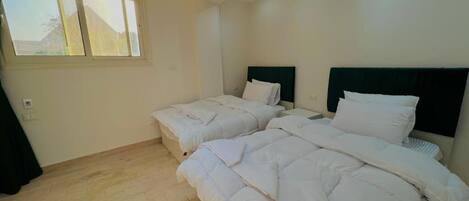 Standard Double or Twin Room, Desert view | Free WiFi