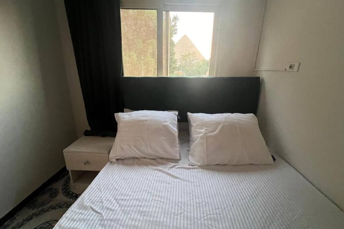 スタンダード ダブルまたはツインルーム デザート ビュー | WiFi (無料)