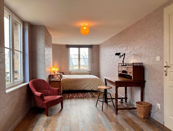 4 bedrooms, Internet