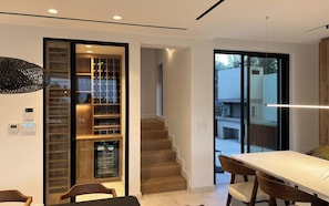 Dining - Elia Cove Luxury Villa II (Loutraki)
