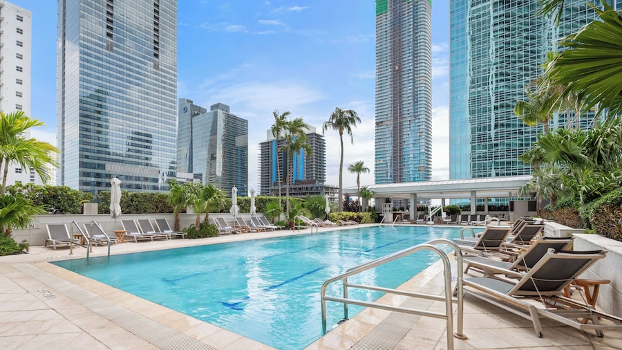 Brickell Floor 31 Sea View-Free Parking by Palermo Home