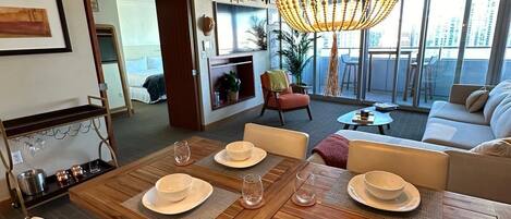 Deluxe Apartment, Bay View | Living area