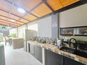 Villa, 2 Bedrooms, Accessible, Smoking | Private kitchen