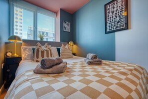 2 chambres, fer et planche à repasser, Wi-Fi gratuit, draps fournis