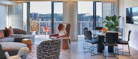 顶层房, 3 间卧室, 山景 | 起居区