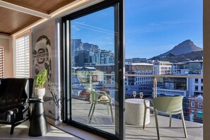 Penthouse, 4 chambres, balcon (.) | Terrasse/Patio