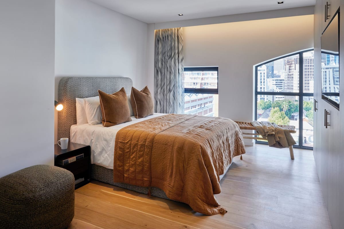 Penthouse, 3 Bedrooms, Balcony, Mountain View | In-room safe, iron/ironing board, WiFi (free)