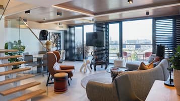 Cobertura, 3 quartos (.) | Área de estar