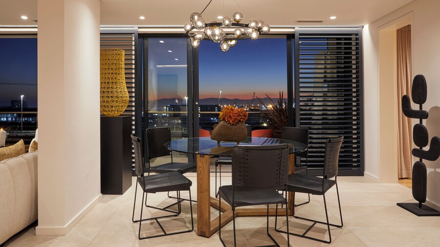 Xenia Signature Collection by Totalstay