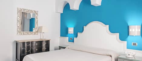 Habitación clásica con 1 cama matrimonial o 2 individuales | Caja de seguridad en la habitación, insonorización y wifi gratis