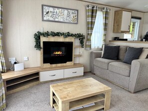 تلفزيون ذكي