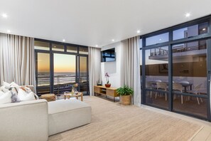 Apartment (3 Bedrooms) | Interior - Eden on the Bay 166 (Cape Town)