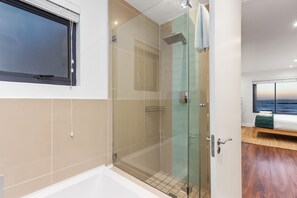 Apartment (3 Bedrooms) | Interior - Eden on the Bay 166 (Cape Town)