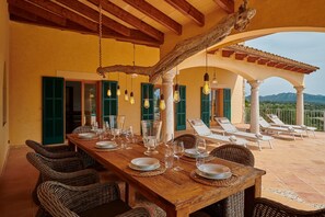 Outdoor dining - Finca 'Son Sureda' with Sea View, Private Pool and Wi-Fi (Arta)