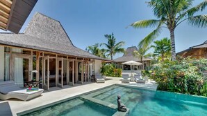 Ảnh chưa phân loại, 4 trong số 26 ảnh, nút