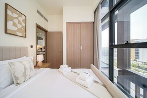 Executive Apartment, Balcony, City View | In-room safe, blackout curtains, soundproofing, iron/ironing board