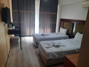 1 bedroom, iron/ironing board, Internet - Siesta Apart  Ekonomik Hotel (İzmir)